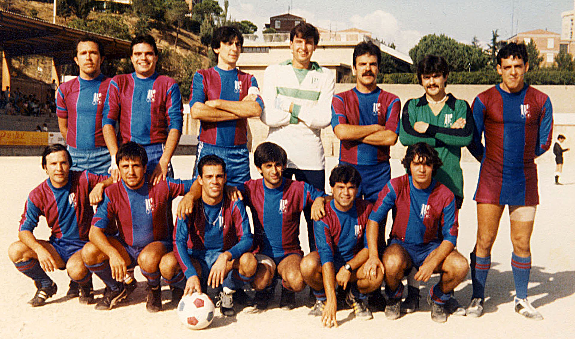 15.Equipo años 80 (todos del Barrio)